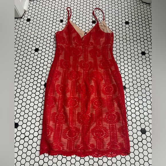 Lulus avianna cutout lace dress size medium - Picture 6 of 11